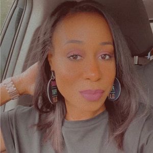 Meet your Posher, Red